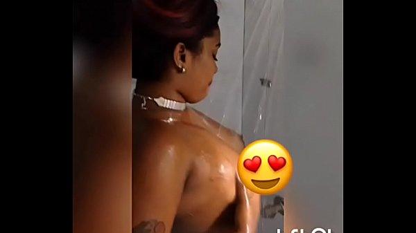 Jamaican Girl Scorpio Queen Play With Her Self In The Shower